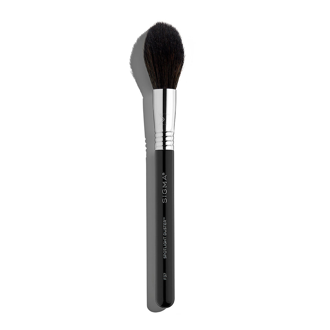 F37 Spotlight Duster™ Brush by Sigma Beauty
