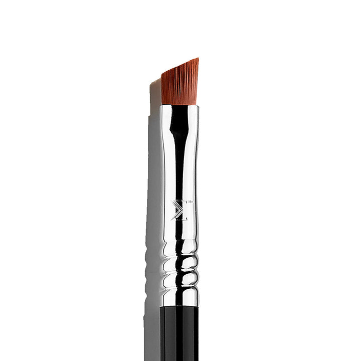 E65 Small Angle Brush by Sigma Beauty