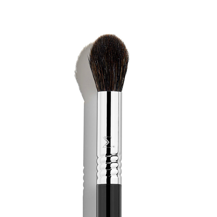 F64 Soft Blend Concealer™ Brush by Sigma Beauty