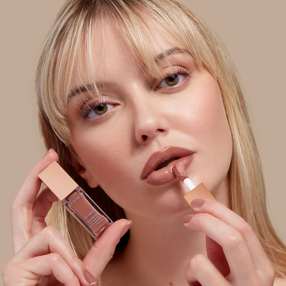 Dusty Rose Lip Cream Model