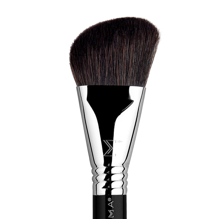 F23 SOFT ANGLE CONTOUR™ BRUSH CLOSE UP