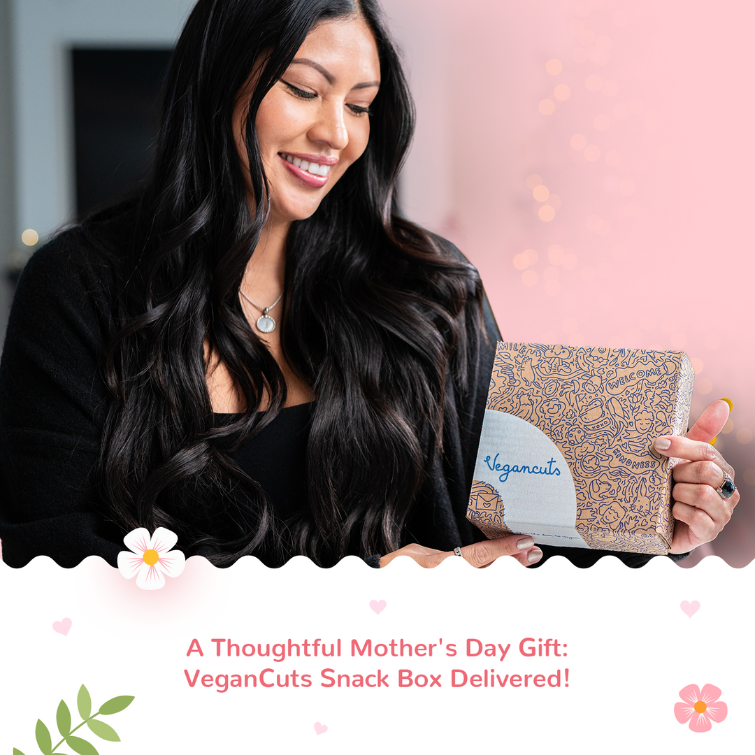 Vegan Snacks Gift Box - Healthy Cruelty Free Variety of Vegan Snacks - Thoughtful Gift for Women