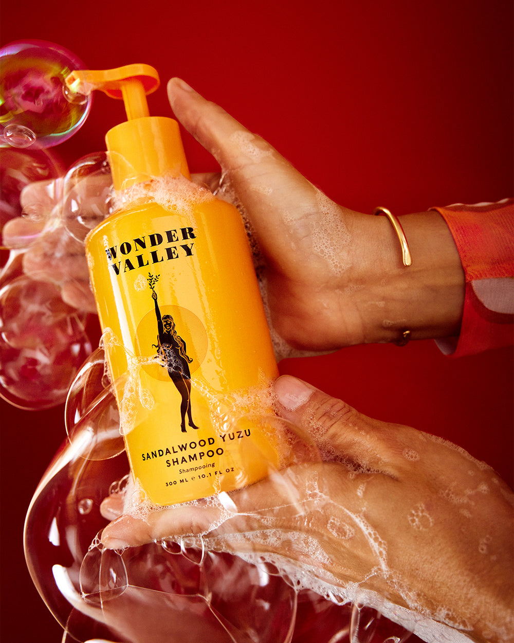 Sandalwood Yuzu Shampoo by WONDER VALLEY