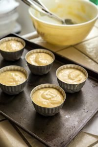 filling bundt pans
